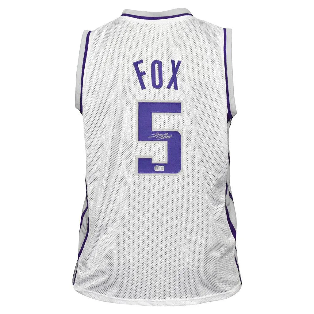 De'Aaron Fox Signed Sacramento White Basketball Jersey (Beckett)