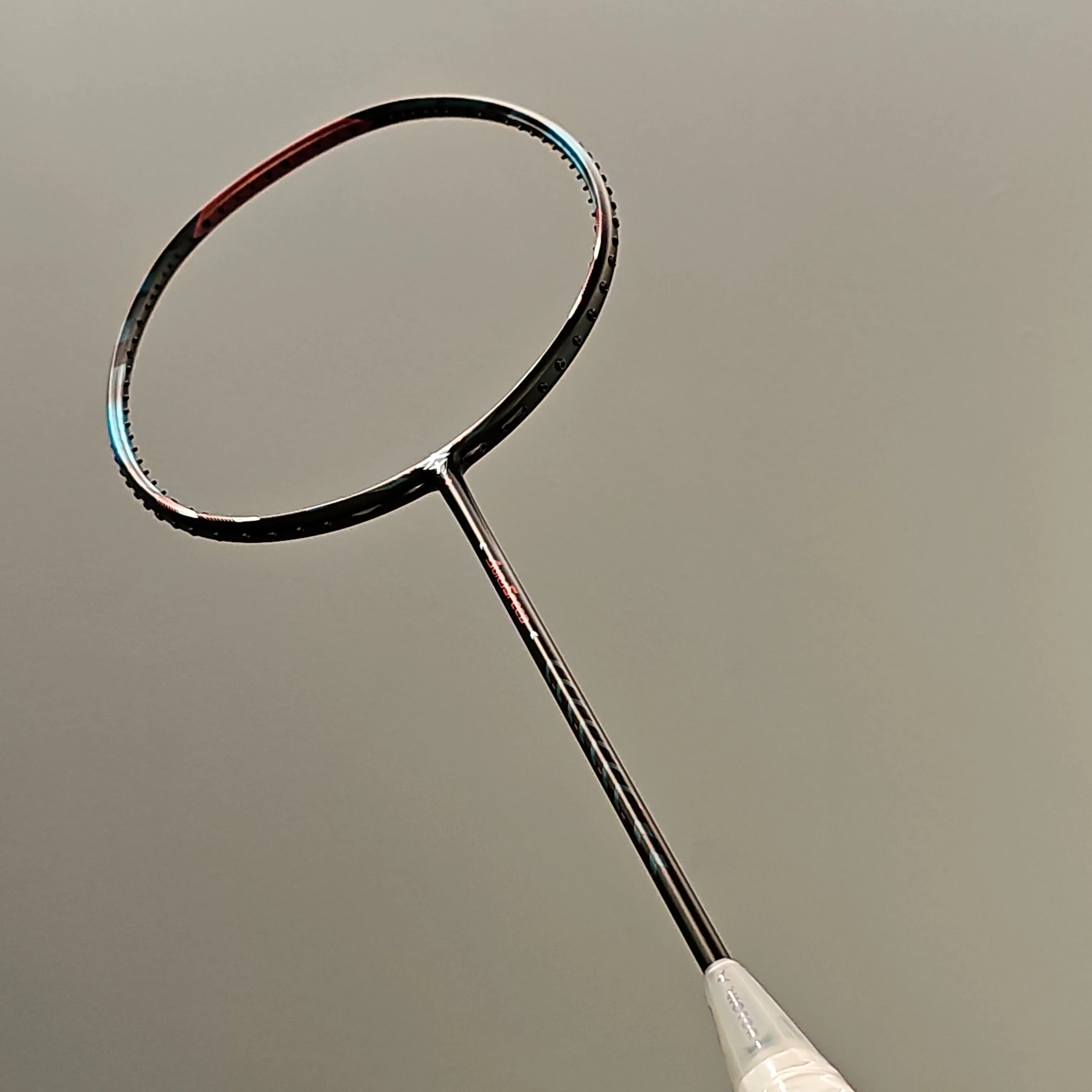 Victor Auraspeed Hang U Badminton Racket